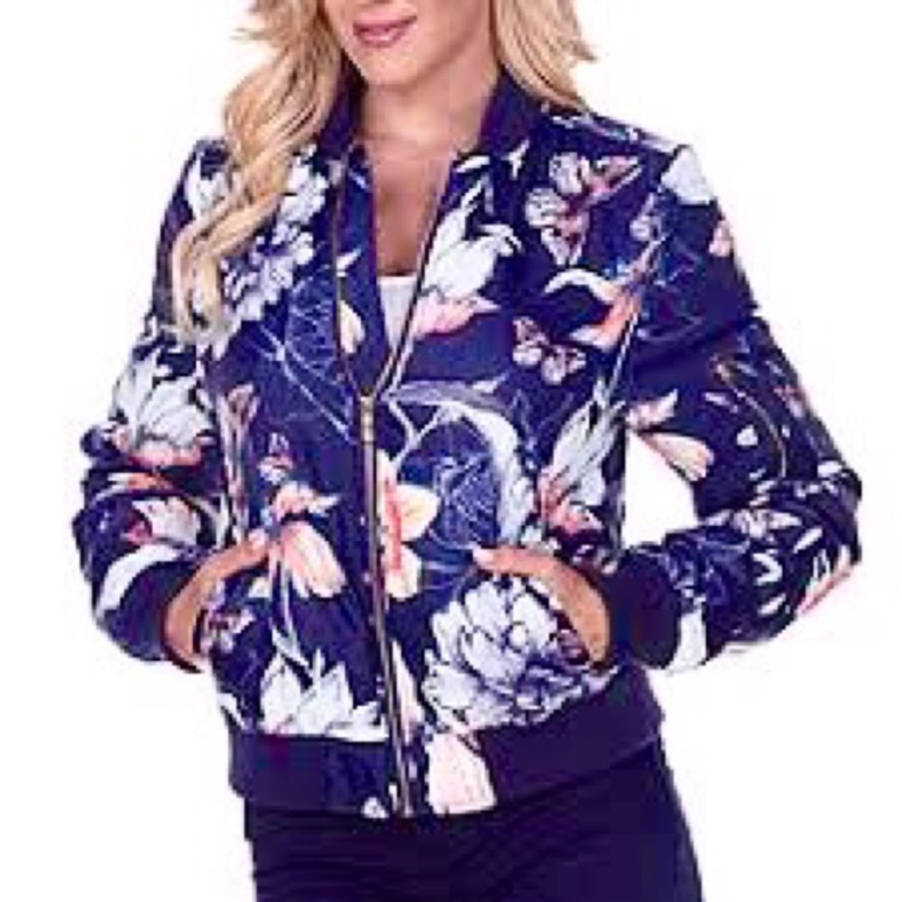 Soho NY & Co full zip floral bomber jacket w/hood Size XL It has Pockets NWOT